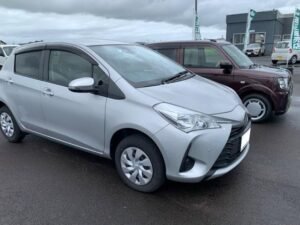 TOYOTA VITZ 2018