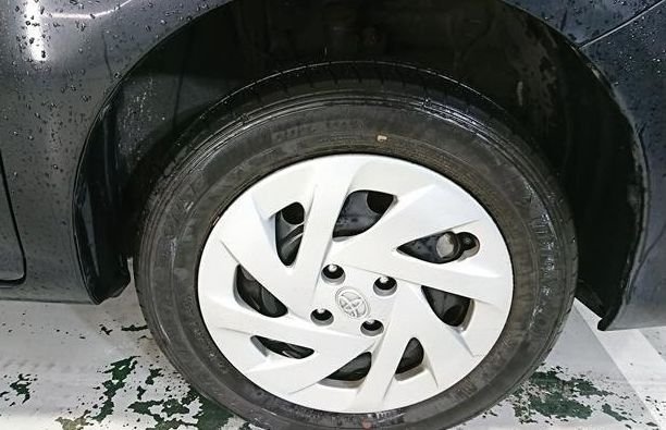 TOYOTA COROLLA AXIO 4WD 1.5X 2018 - Image 6