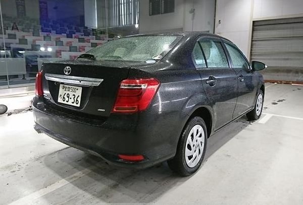 TOYOTA COROLLA AXIO 4WD 1.5X 2018 - Image 2