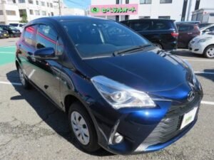 TOYOTA VITZ 2020
