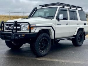 Toyota Land Cruiser Hardtop 5 Door 2018 LHD