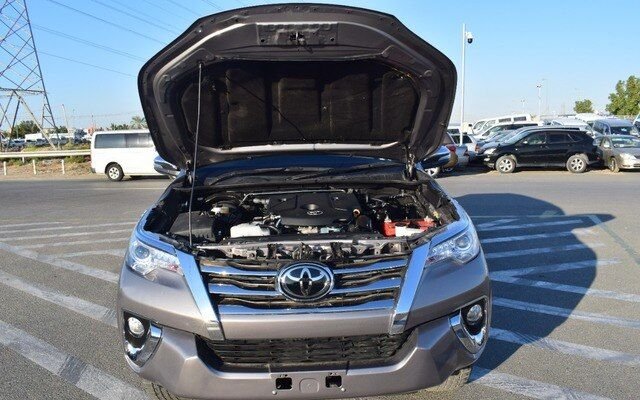 2020 TOYOTA FORTUNER - Image 7