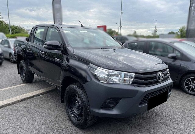 TOYOTA HILUX MANUAL DIESEL 2020 LHD