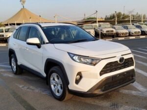 2020 TOYOTA RAV4 5 Seats