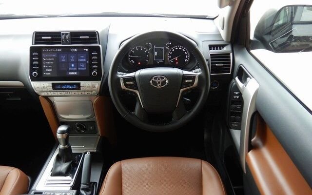 2021 TOYOTA LAND CRUISER PRADO TX-L PKG 70TH ANNIVERSARY - Image 7