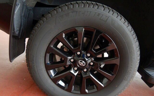 2021 TOYOTA LAND CRUISER PRADO TX-L PKG 70TH ANNIVERSARY - Image 16