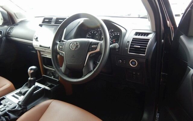 2021 TOYOTA LAND CRUISER PRADO TX-L PKG 70TH ANNIVERSARY - Image 9