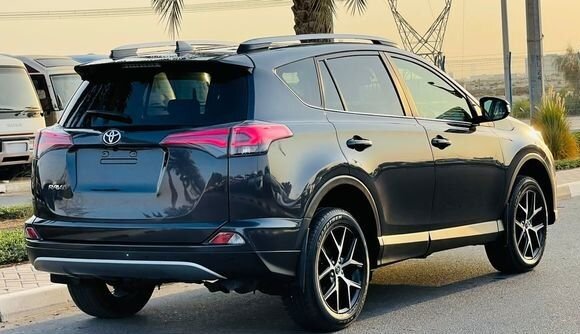 2019 TOYOTA RAV4 Grey - Image 2